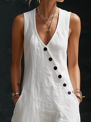 Vestido abotonado minimalista y cómodo