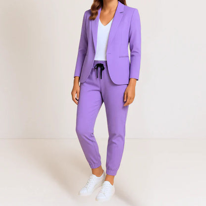 Mónica | Elegancia moderna en un conjunto cómodo