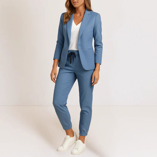 Mónica | Elegancia moderna en un conjunto cómodo