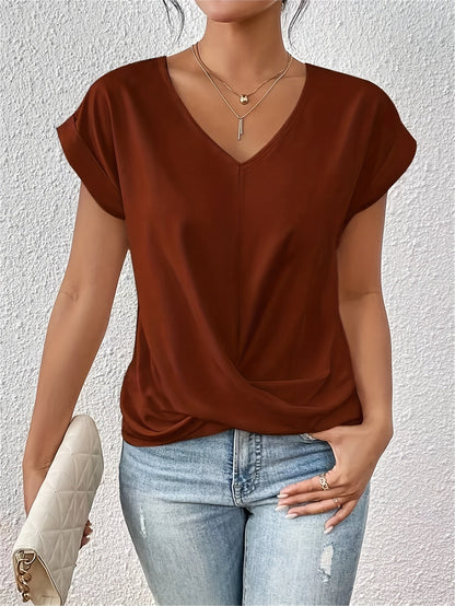 Cleo | Camiseta casual con escote en forma de corazón