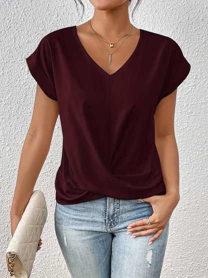 Cleo | Camiseta casual con escote en forma de corazón