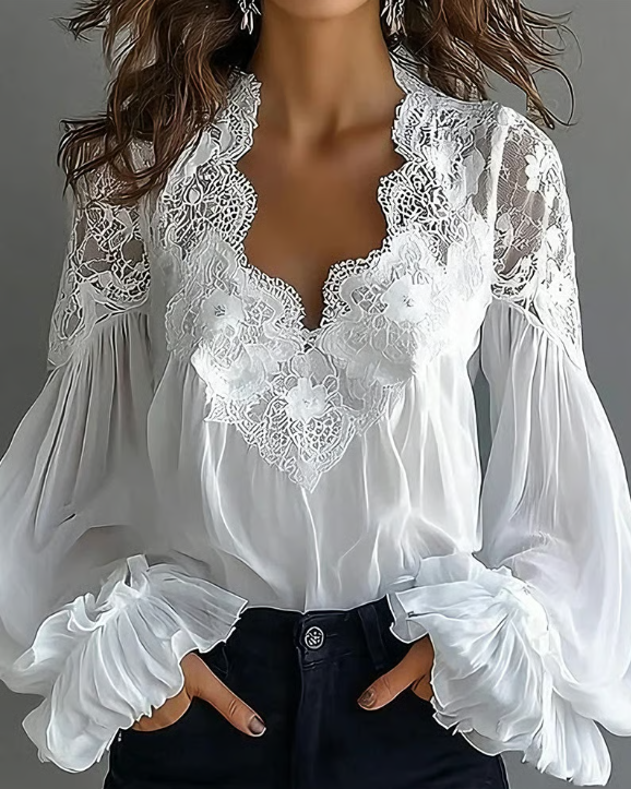 Eva | Blusa con encaje floral y mangas de farol