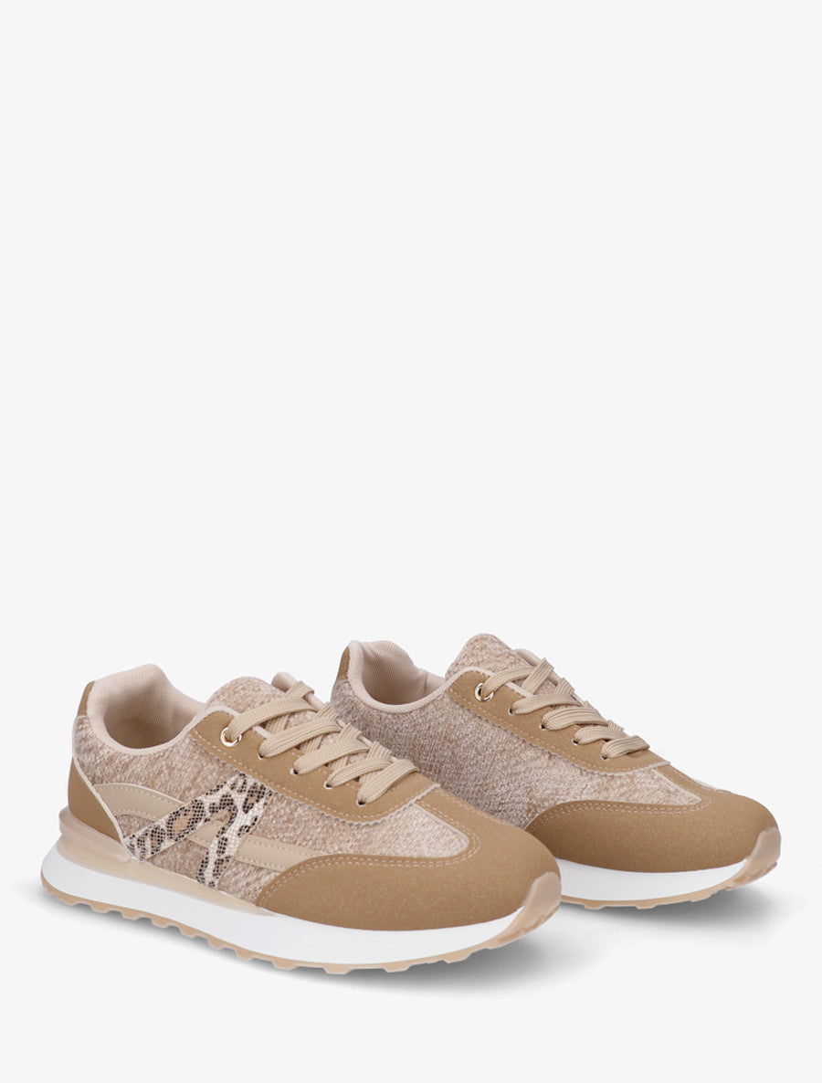 Zapatillas efecto nobuk y tejido con panel en V de leopardo - Beige oscuro