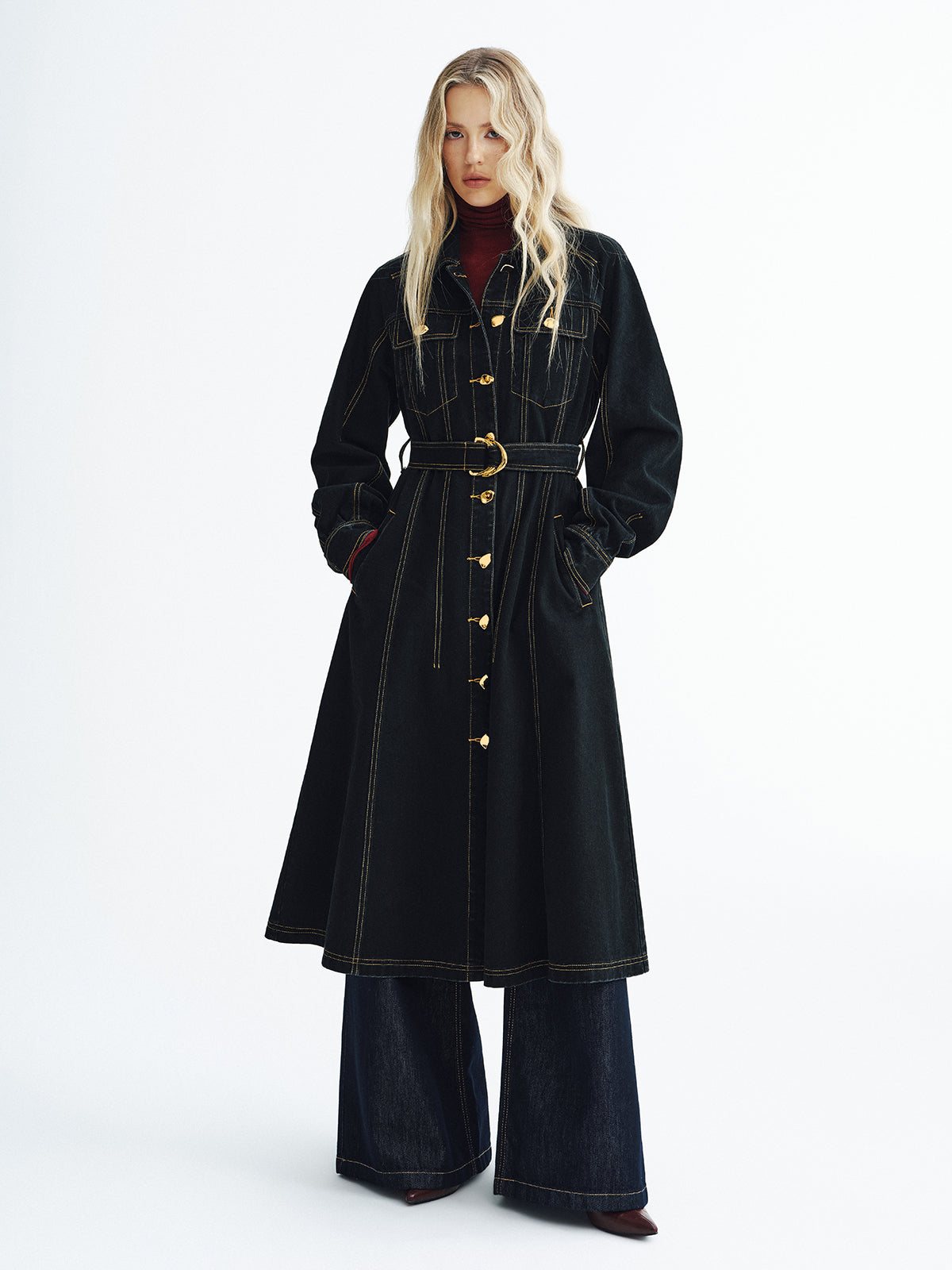 Denim Élégance — negro: look con vestido camisero.