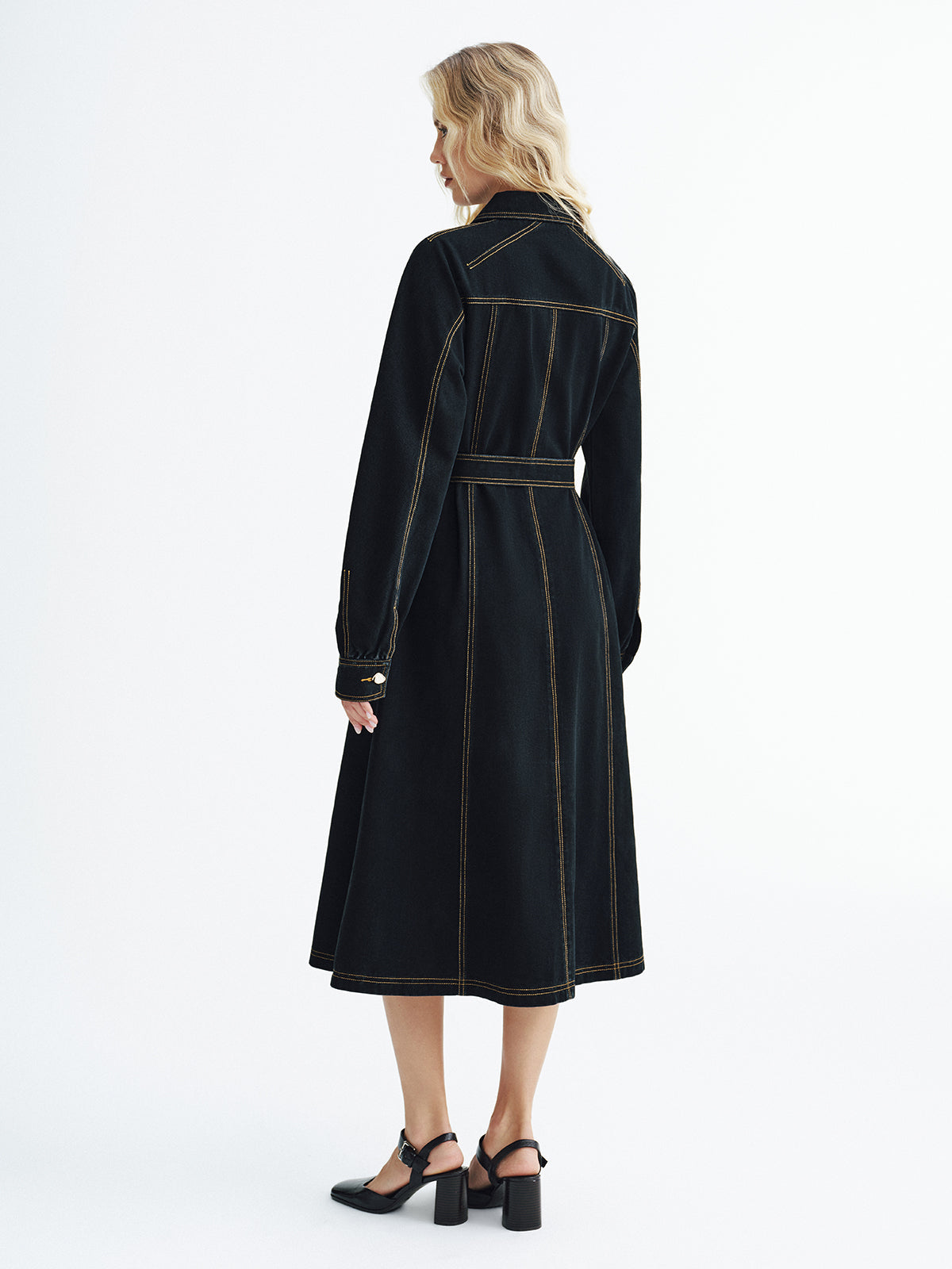 Denim Élégance — negro: vista posterior.